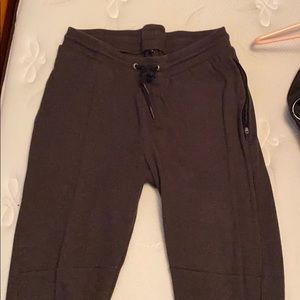 Alphalete men’s joggers